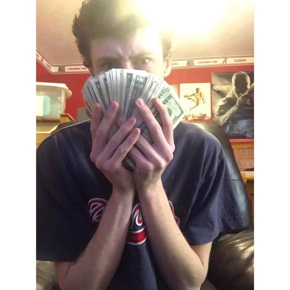 Meet your Posher, Casey - Picture 1 of 1